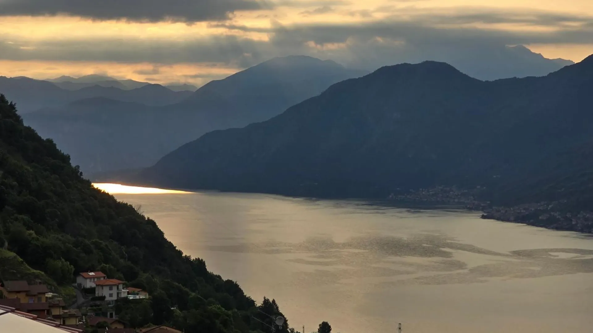 Gio Gio House - Lake Como Muronico