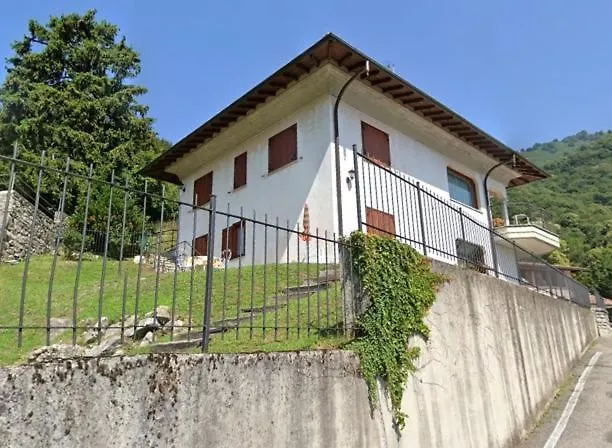 Gio Gio House - Lake Como Muronico شقة